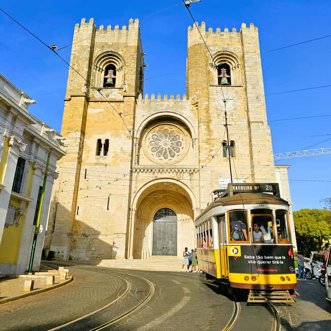 Lisbon: Guided Tuk-Tuk Tour Alfama and history - Price and what $44 gets you in Lisbon