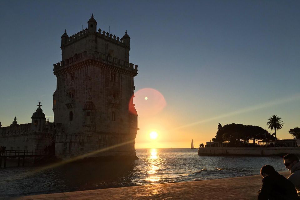 Lisbon Guided Tuk Tuk Tour: The City by the River - Key things to know before you go