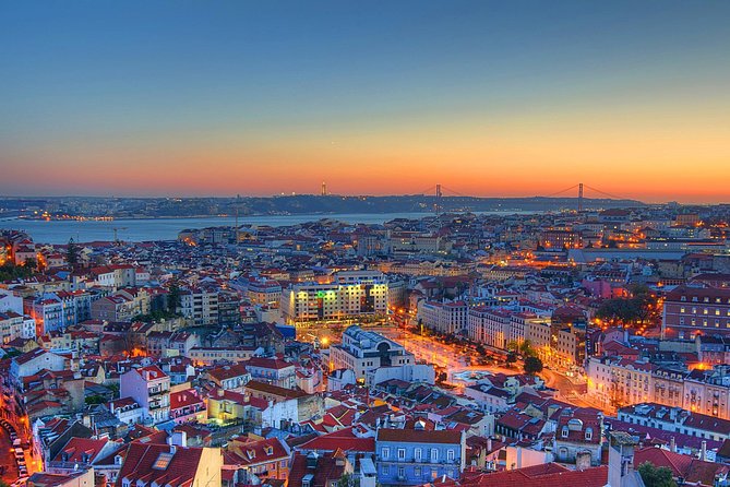 Lisbon Half Day Discovery Private Tour - Castelo de São Jorge: viewpoint time, with a ticket note