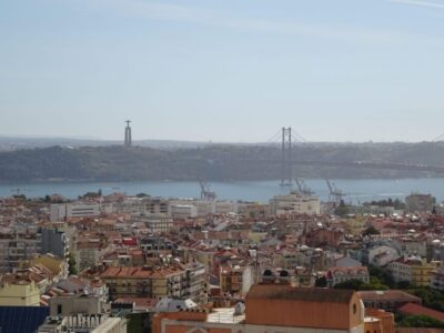 Lisbon: half day guided sightseeing tour by tuk tuk - Lisbon Cathedral and Miradouro das Portas do Sol: where the story turns
