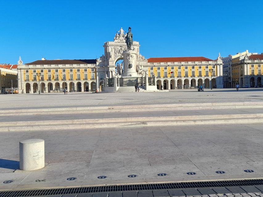 Lisbon: half day guided sightseeing tour by tuk tuk - Ginjinha, food timing, and how to make it easy on yourself