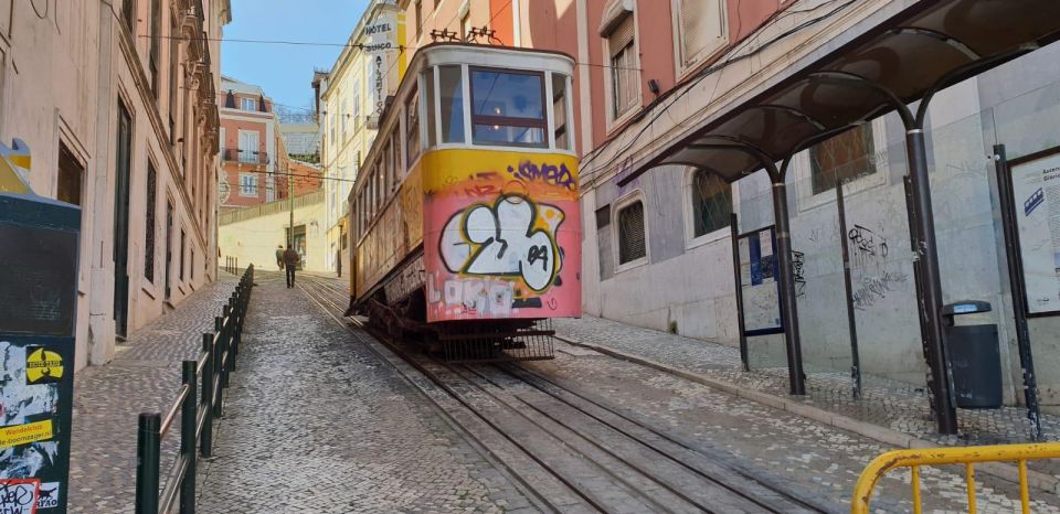 Lisbon: half day guided sightseeing tour by tuk tuk - Should you book this Lisbon tuk tuk tour?