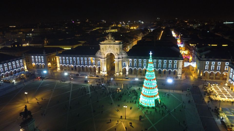 Lisbon: Half-Day Night Group Tour w/ Fado Dinner Show - Should you book it?