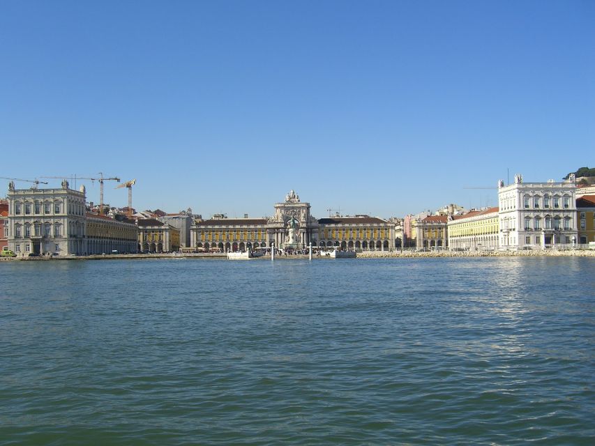 Lisbon Half-Day or Full-Day Small-Group Guided Tour - Full-Day Add-On: Restauradores Square, Chiado Passing Views, and Lisbon Cathedral