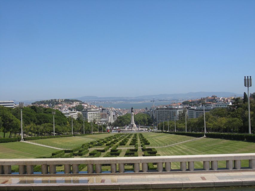 Lisbon Half-Day or Full-Day Small-Group Guided Tour - Parque das Nações by the Tejo: Expo ’98 and the Modern Face of Lisbon