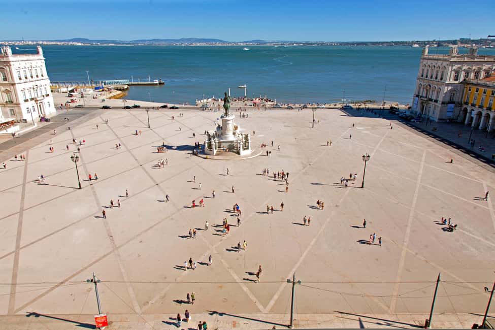 Lisbon Highlights 4H - Terreiro do Paço and Baixa: the city’s power center meets practical sightseeing