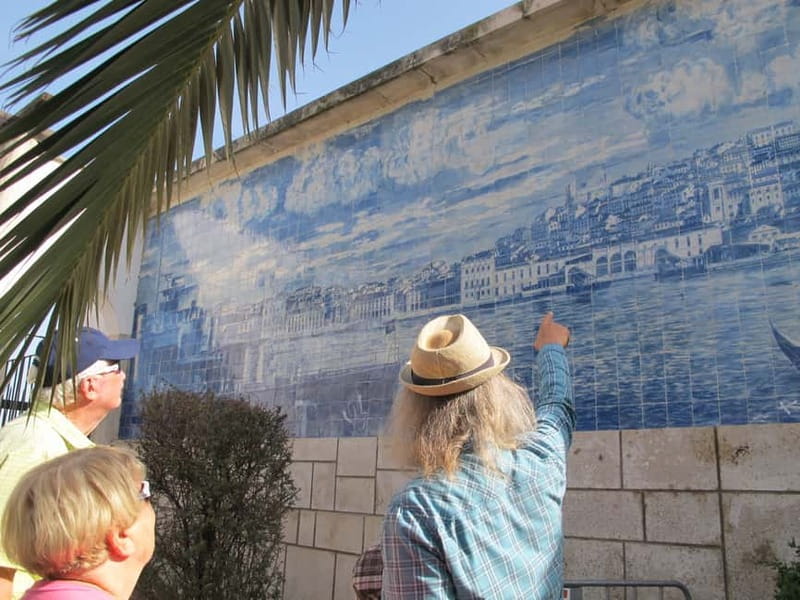 Lisbon: Highlights and Hidden Gems Tour - Graça to the Castle Walls: How Lisbon’s Timeline Gets Told