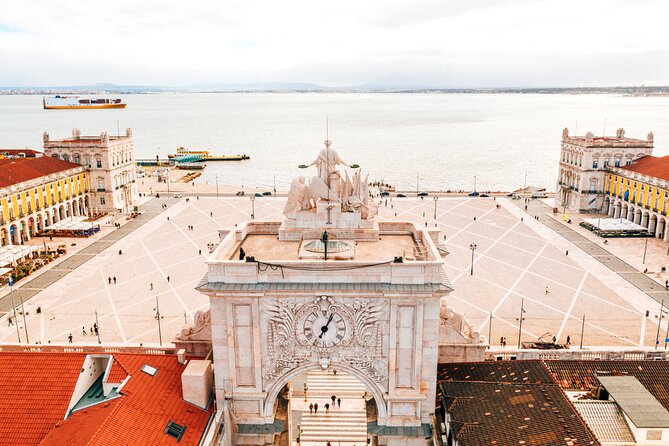 Lisbon Highlights for Newcomers Private Tour - Chiado’s first stop: Praça Luís de Camões
