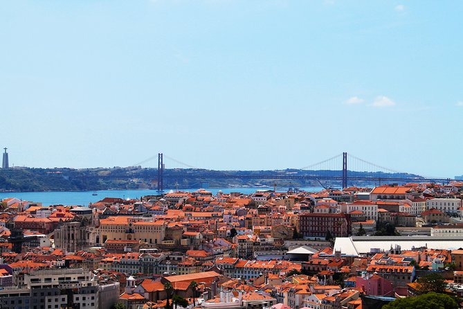 Lisbon Highlights PRIVATE Half Day Tour with a local Guide - Pickup and getting around: hotel, port, and air-conditioned comfort