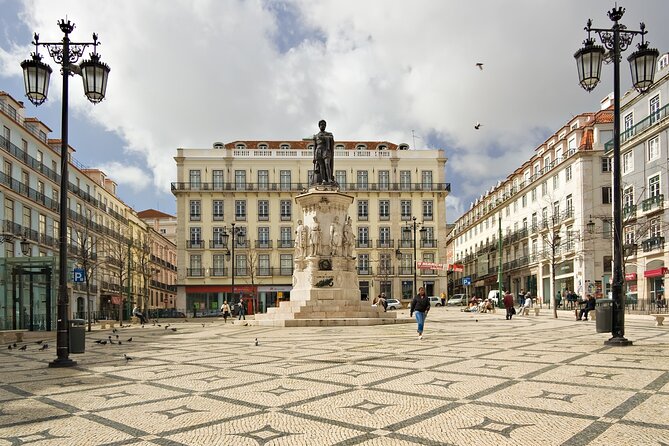 Lisbon Historical Downtown Private Tour - Miradouro da Senhora do Monte: the top view for the city center