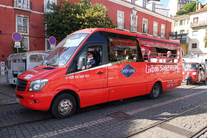 Lisbon Hop On Hop Off Bus and Boat Tour - Estrela and Amoreiras: Gardens and a View Reset