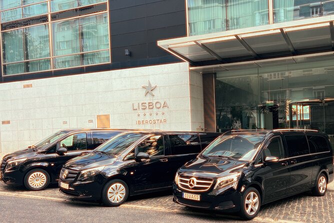 Lisbon Hotel to Airport Premium transfer - Timing tactics: flight-status checks and the route that avoids stress