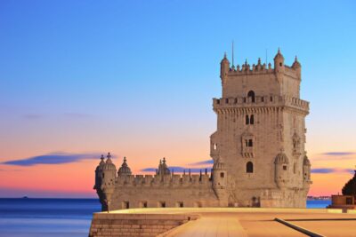 Lisbon in One Day: Full-Day Minivan Historic Tour - Lisbon Cathedral: Oldest Church Energy and a Rebuilt Rose Window