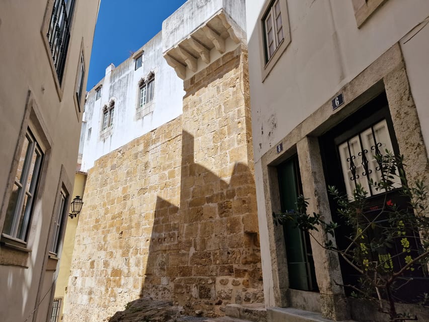 Lisbon: Jewish Walking Tour - Jewish Cultural Center in Rua da Judiaria: history you can support
