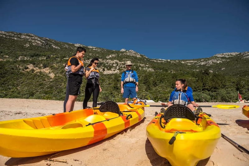 Lisbon: Kayak Tour Arrábida Natural Park, Setubal, Sesimbra - Creiro’s Beach to Anicha Island: The 3-Hour Flow