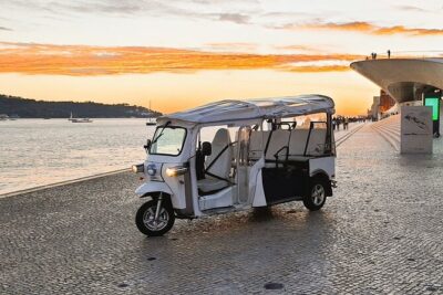 Lisbon Medieval Hills Private Tour on Tuk-Tuk - The route: St. Anthony to Sé Cathedral, then straight to the viewpoints