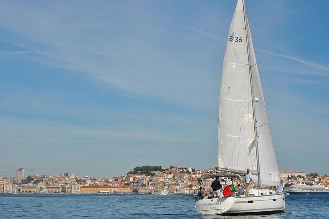 Lisbon New Years Eve Sailing Tour - Midnight Toast, Snacks, and the Open Bar Value
