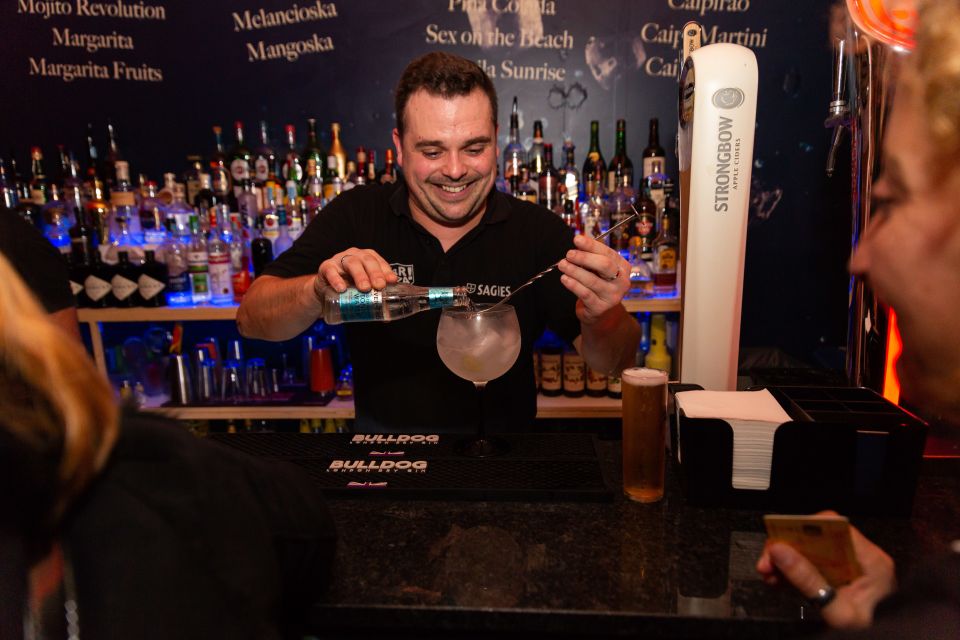 Lisbon Non-Alcoholic Pubcrawl: Soft drinks & Mocktails - Ending at Cais do Sodré: the extra shot and VIP club entry