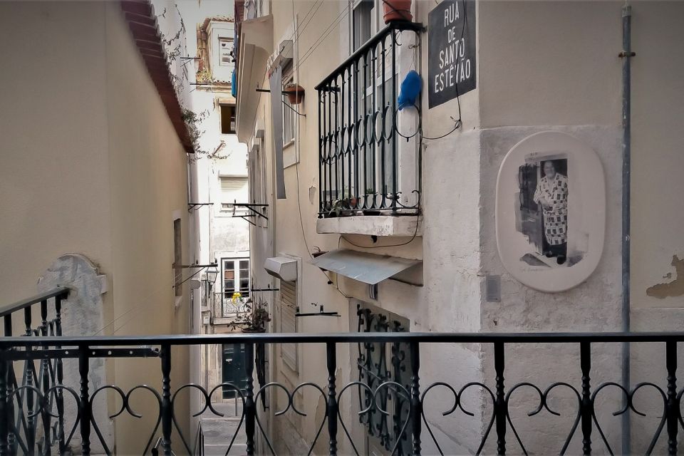 Lisbon: Old Town Private Walking Tour - Mouraria to Alfama: How Lisbon’s Hills Turn Into Storytelling