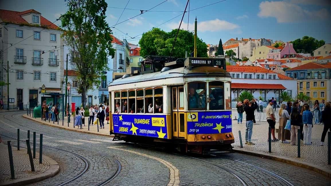 Lisbon: Old Town Tuk-Tuk Tour - Electric tuk-tuks: private, smooth, and small-group friendly