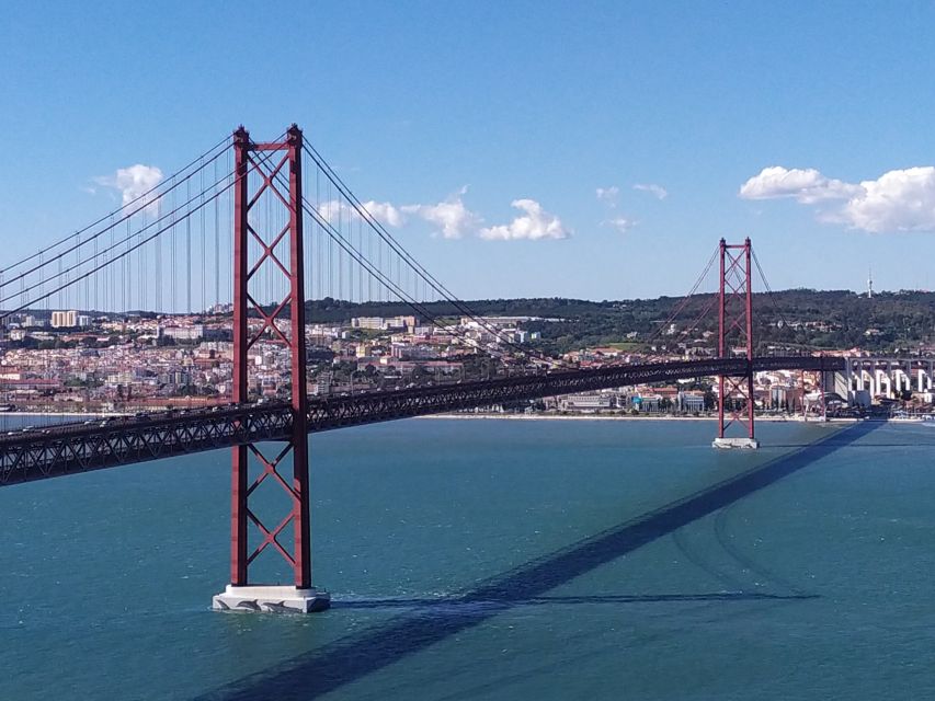 Lisbon: Pena Palace-Cabo da Roca & Cascais Private Tour - Price and value: what $152 buys you