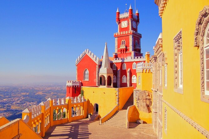 Lisbon: Pena Palace, Sintra CaboRoca Cascais Day Tour Small Group - Meeting point and start time: how you avoid losing half a day