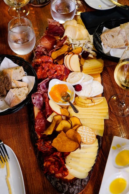 Lisbon: Premium Wine and Tapas Tasting Session - Should you book this Lisbon premium wine-and-tapas session?