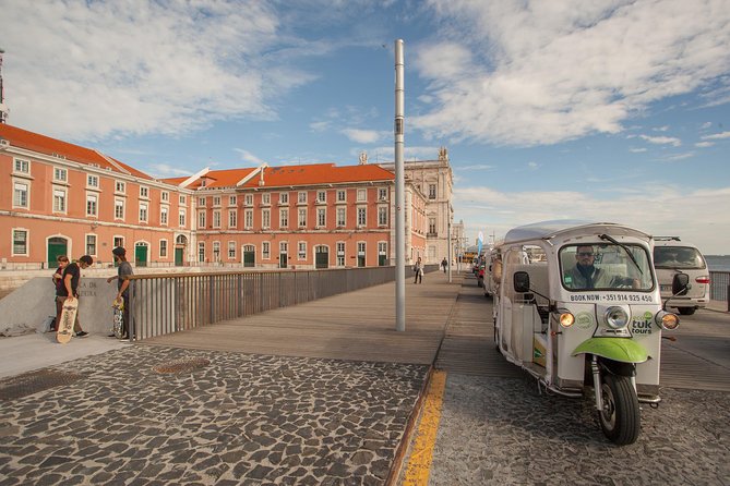 Lisbon Private 5-Hour Eco Tuk-Tuk Tour with Local Tastings - Praça do Comércio and Alfama: the Lisbon core, explained fast