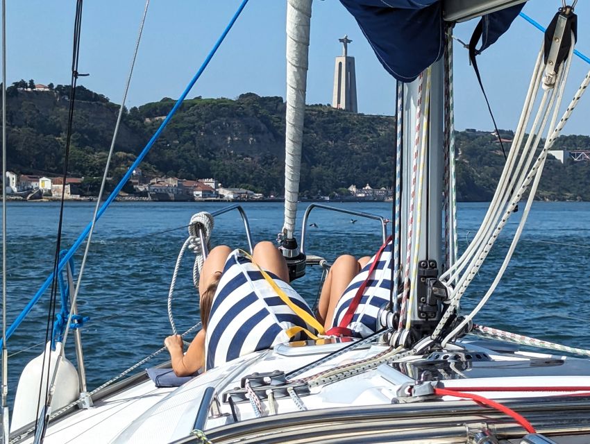 Lisbon: Private Boutique Boat Tour – Sail in Style - Food on board, or keep it simple