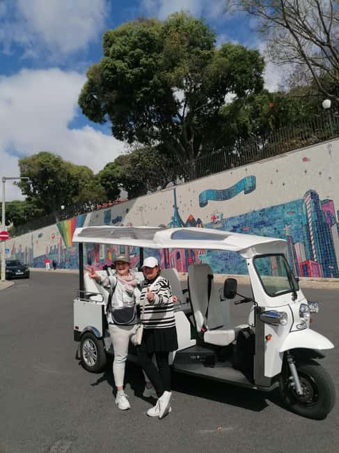 Lisbon: Private City Tour in Alfama and Chiado with Tuk Tuk - Key highlights worth planning around