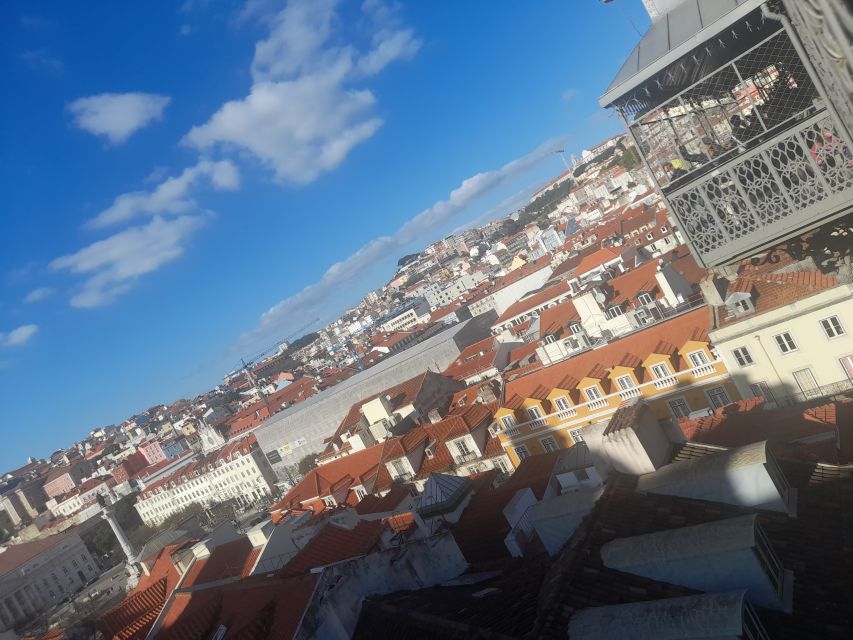 Lisbon: Private Eco Tuk-Tuk Tour for 2 Hours - Entering Lisbon’s seven-hill rhythm with an eco tuk-tuk