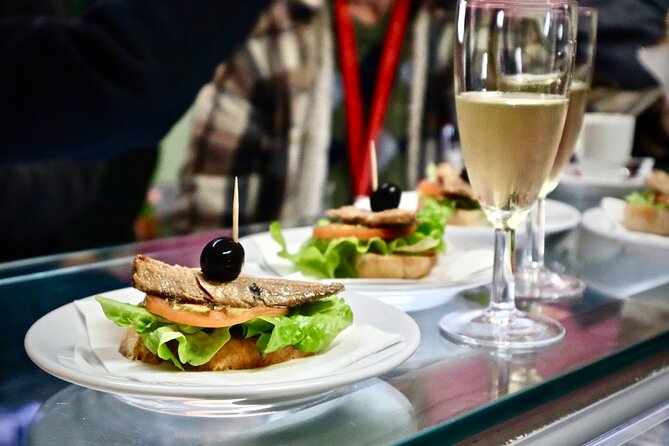 Lisbon Private Food Tour – Taste 10+ Local Dishes & Wines - Port and verde wine: pairing that makes sense