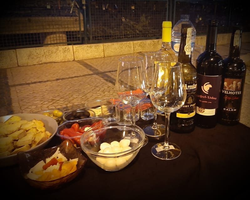 Lisbon: Private Highlights Tuk-Tuk Tour with Tapas and Wine - Getting Your History Fix Without Turning It into School