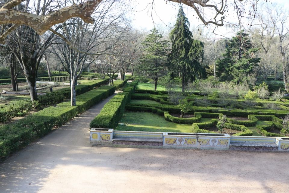 Lisbon: Private Historical Tour to Queluz and Ajuda Palaces - Skip the ticket lines, then spend your time wisely