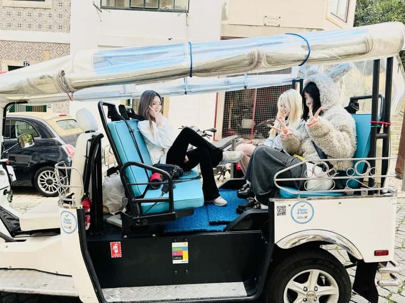 Lisbon: Private Old Town Tuk Tuk Tour - How the flea market timing can change your day
