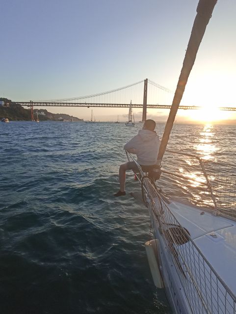 Lisbon: Private Sailboat Tour on Tagus River - Lisbon Looks Different From the Tagus