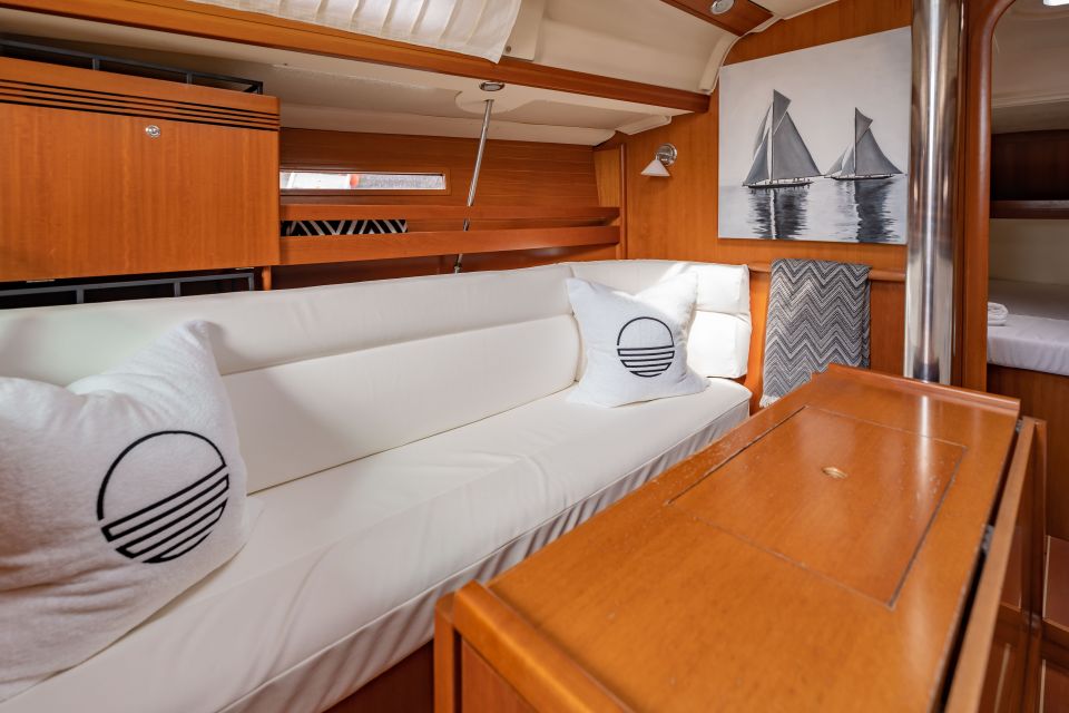 Lisbon: Private Sailboat Tour on the Tagus at Sunset - Wine, Portuguese snacks, and the onboard comfort that keeps it fun