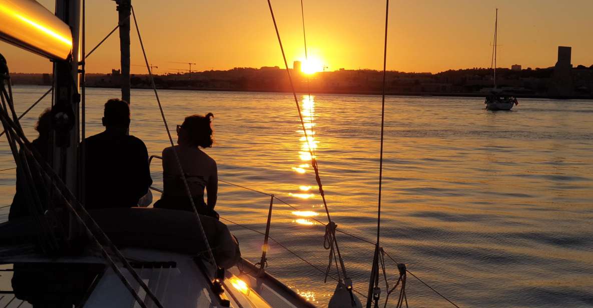Lisbon: Private Sunset Cruise with Portuguese Wine - Getting on board: Pypas Cruises meeting point and what to expect on arrival