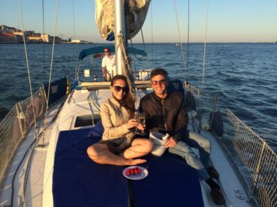 Lisbon: Private Sunset Sailing Tour with Champagne - The sights you’ll see (and where the magic really is)