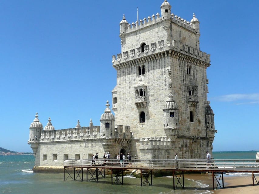 Lisbon: Private Tour by Tuk Tuk - Convento do Carmo and Santa Justa: architecture you can actually spot