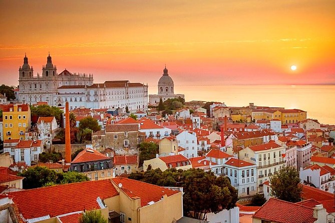 Lisbon Private Tours - A private route that starts with hotel pickup