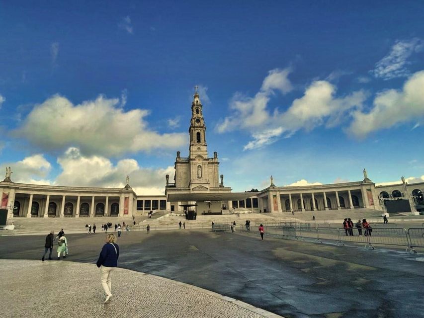 Lisbon: Private Transfer to Porto with stops until 3 cities - A Lisbon-to-Porto Drive That Doesn’t Waste Time