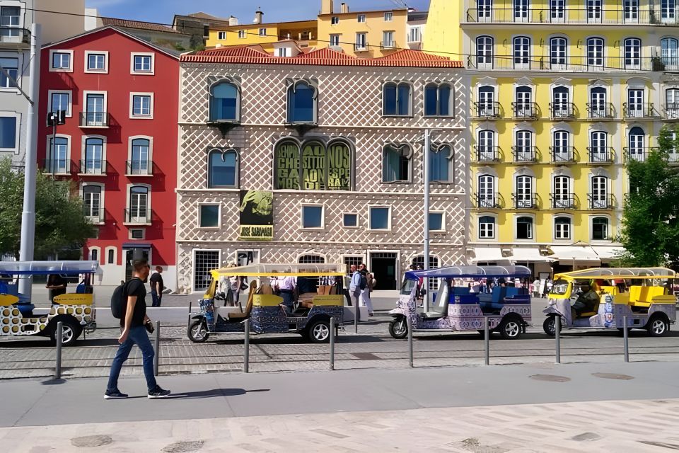 Lisbon: Private Tuk Tuk Sightseeing Tour & Historic Stories - Key Things to Know Before You Go
