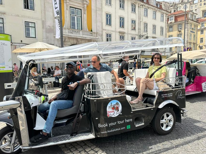 Lisbon: Private Tuk-Tuk Tour - Pastéis de Belém: the break that turns into a highlight