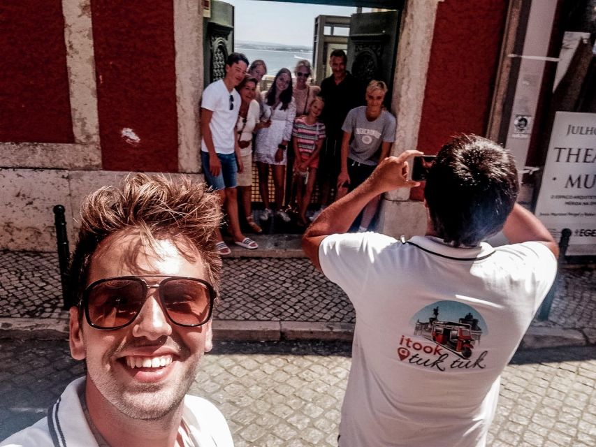Lisbon: Private Tuk-Tuk Tour - Pacing and comfort: what your body should expect
