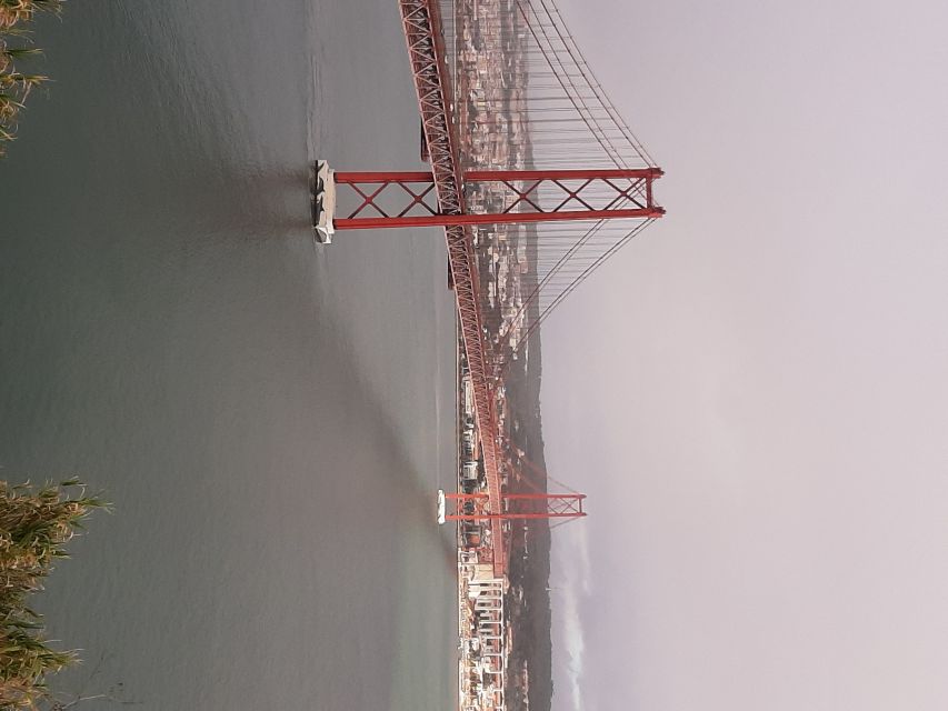 Lisbon: Private Tuk Tuk Tour Christ the King & Abril Bridge - Key points to know before you go