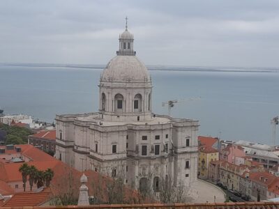 Lisbon: Private Tuk-Tuk Tour for 2 hours - Getting Oriented at Hard Rock Cafe (and Why That Matters)