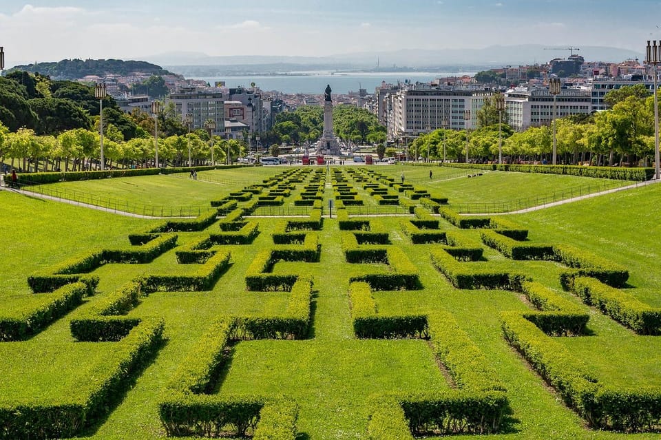 Lisbon: Private Walking Tour with a Local Guide - What the Private Guide Changes (For the Better)
