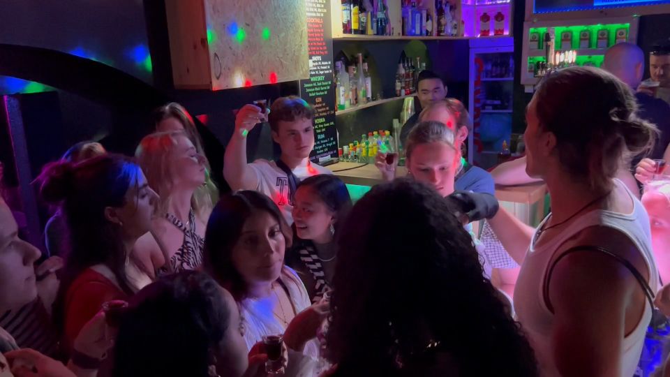 Lisbon Pub Crawl: Unlimited Drinks, Shots & V.I.P Club Entry - Who should book this pub crawl in Lisbon