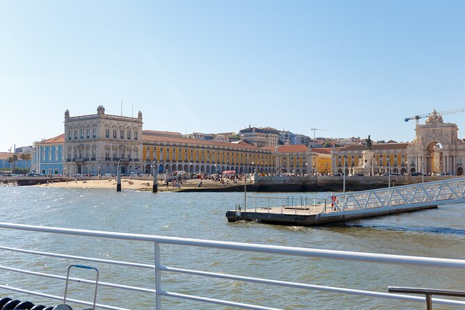 Lisbon River Boat Sightseeing Tour with a Drink - Getting on the boat at Estação Fluvial Sul e Sueste